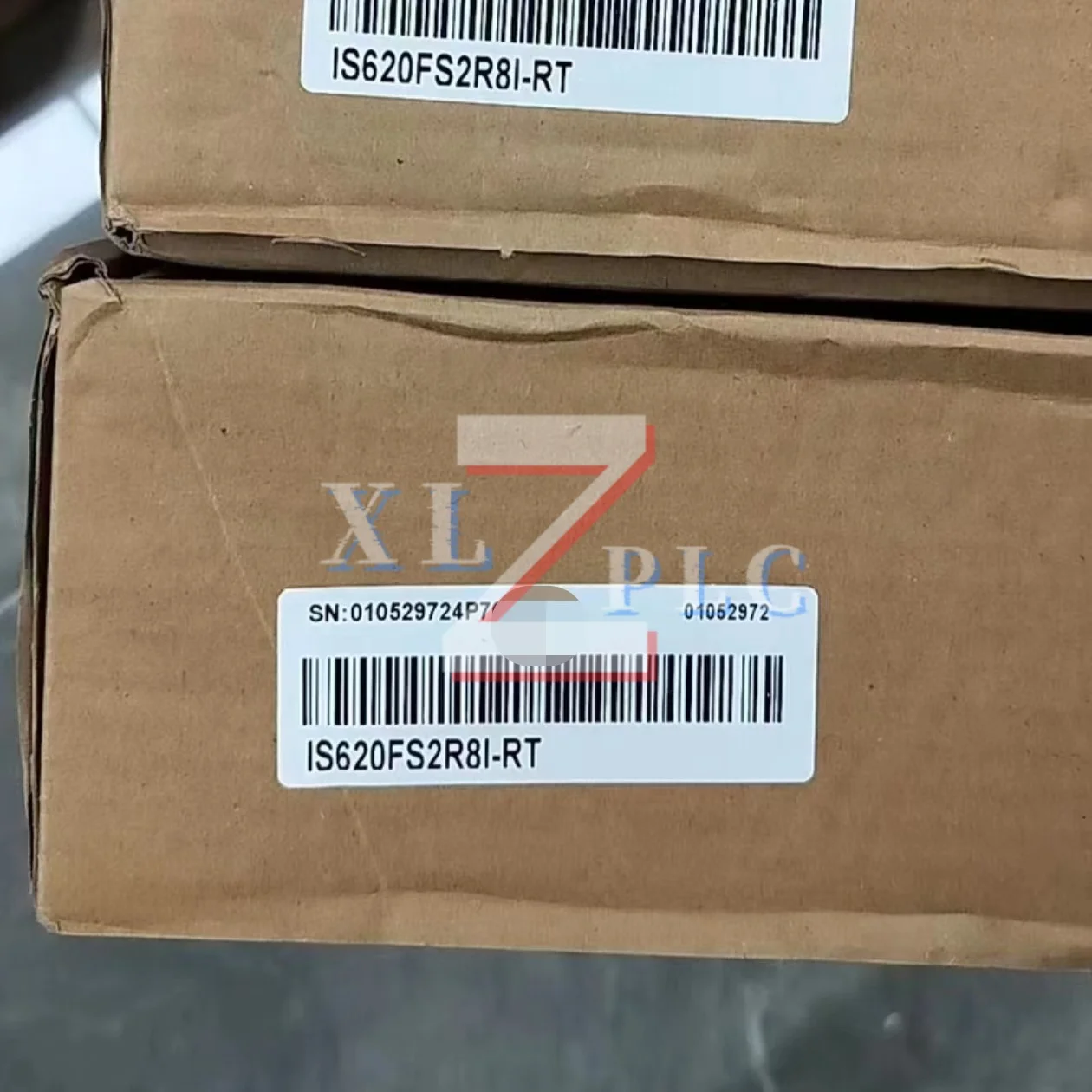 Servo Driver IS620FS1R6I IS620FS1R6I-RT IS620FS2R8I IS620FS2R8I-RT novo em estoque