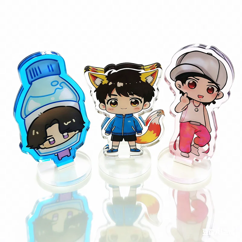 Custom Gradient Acrylic Standee Fashion Anime Cartoon Figures Desk Stand Accessories Kawaii Colored Background Keychains