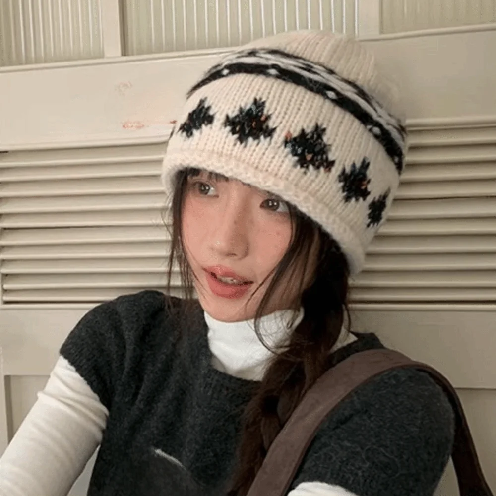 خمر نمط الجاكار نمط الرجعية قبعة صغيرة قبعة دافئة محبوك الجاكار محبوك قبعة معرض جزيرة نمط الكورية الدافئة محبوك قبعة الشتاء