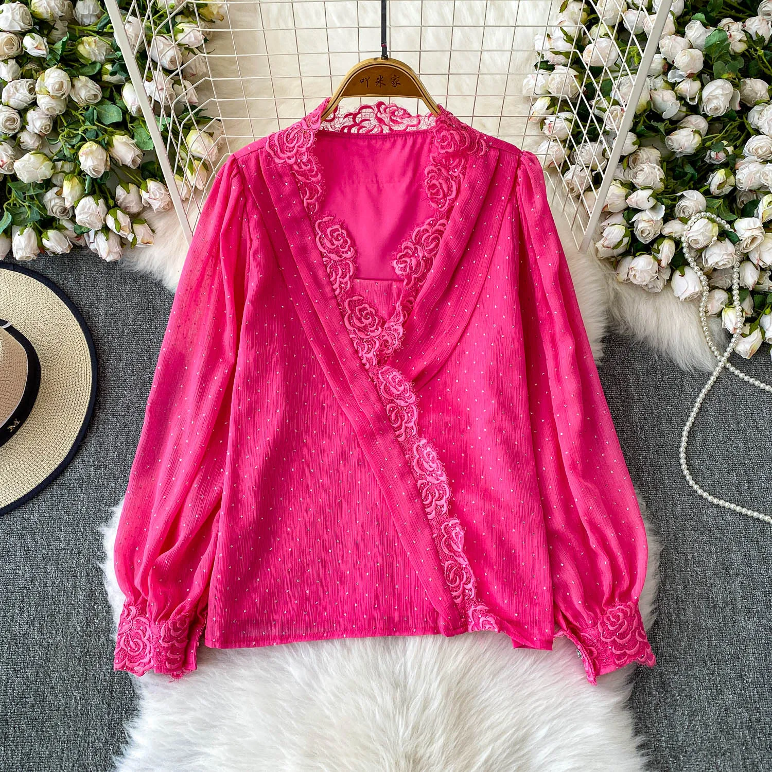 

Vintage Elegant long sleeve V-neck rhinestone Blouse Fashion Shirt Chic Top hotsweet Fairy Summer Women Shirt
