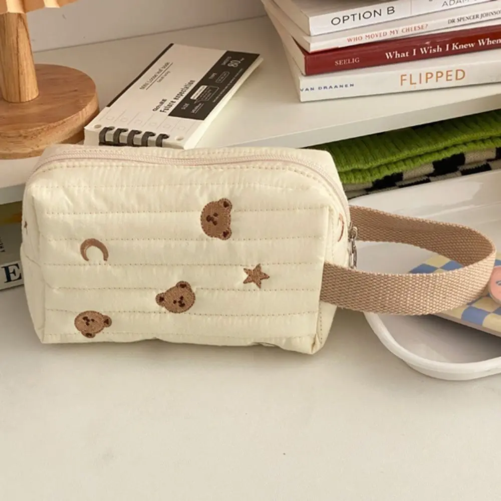 Embroidery Bear Makeup Bag Quilt Cotton Women Zipper Cosmetic Organizer Cute Wrist Make Up Pouch Portable Toiletry Case