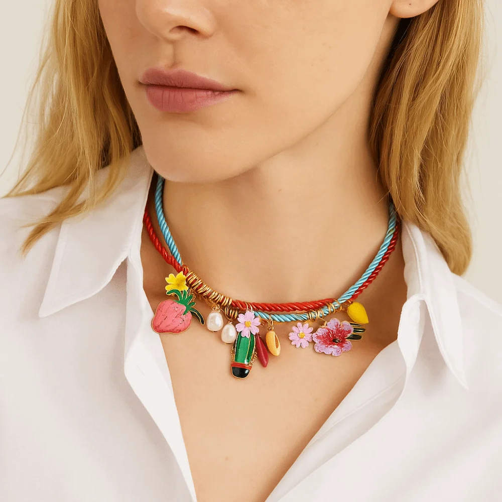 

Ethnic Style Flower Pendant Necklace Strawberry Stacked Nylon Rope Necklace Cactus Jewelry Accessories Multi Layer Necklace