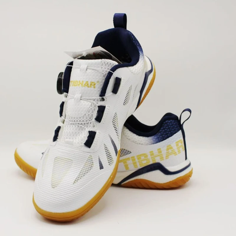 2026 New Professional Table Tennis Shoes Breathable And Non Slip Couple Badminton Shoes Quick Lacing Tennis Shoes Unisex