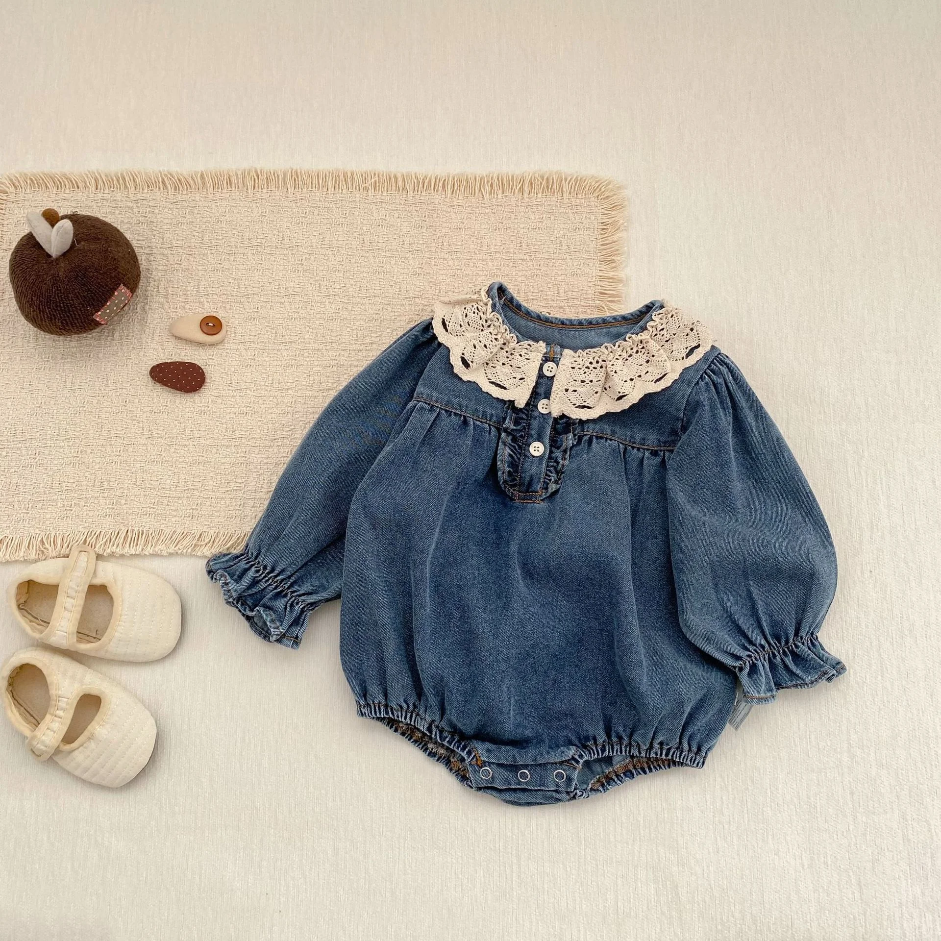 Spring and Autumn newborn clothes boys Girls baby waffle cotton warm cute bear romper girl plus velvet one-piece romper
