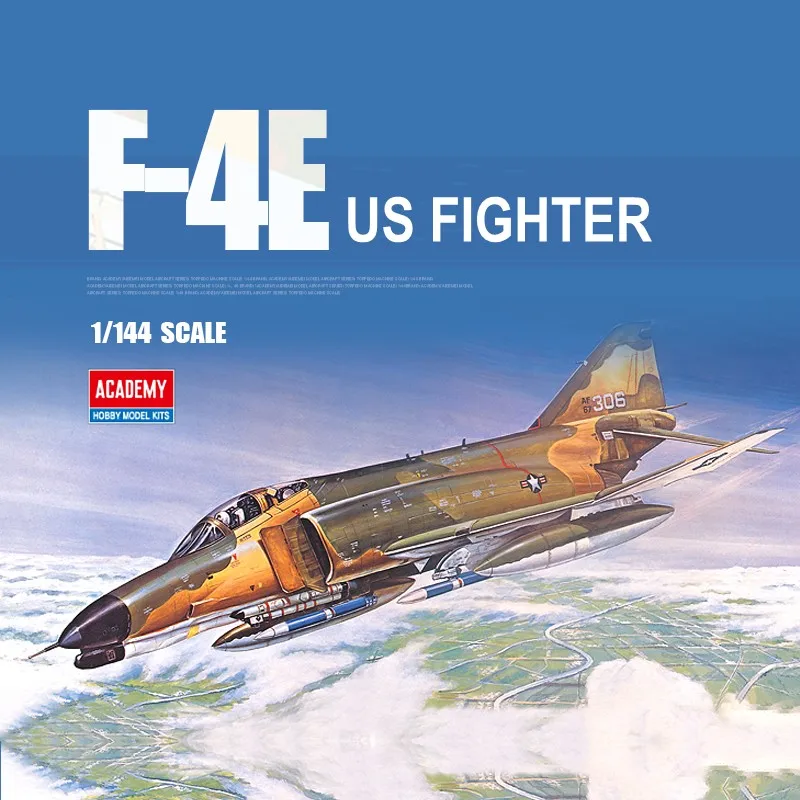 ACADEMY 12605 1/144 Ölçekli F-4E Phantom II Uçak Modeli: Detaylı Değerlendirme ve Kullanım Rehberi