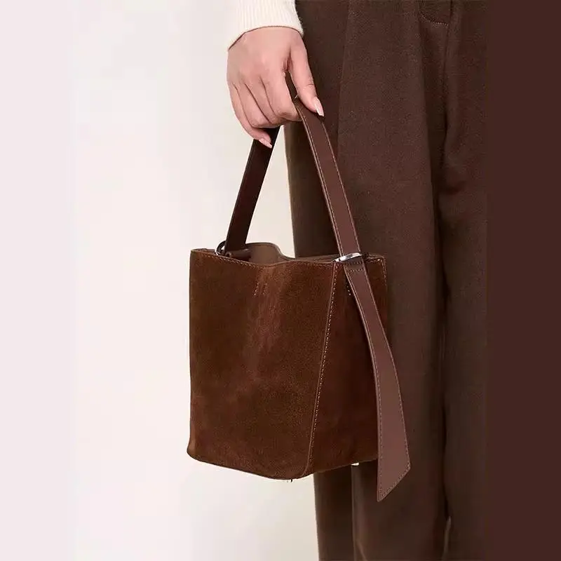 Autumn And Winter New High-end Frosted Suede Bucket Shaped Women Handbag Retro Fashion Simple Multifunctional Crossbody Bag Tide