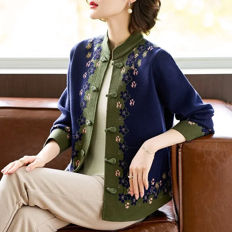 

Autumn National Knitt Jacket Women's Outwear 2025 New Spring Fashion Color-Matching Loose Chic Buckle Cardigan Sweater Tops