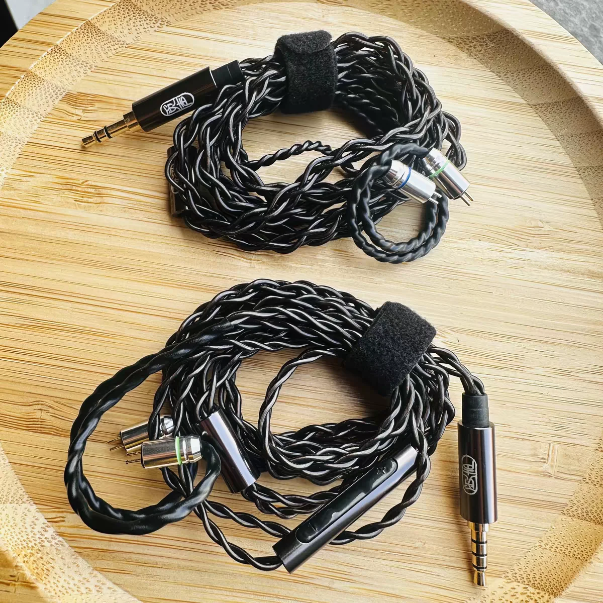 Upgraded Silver-Plated HiFi Headphone Cable 0.78mm Metal 3.5mm 4-Core Thickened Audio Wire Cable