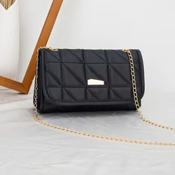 Geometric embroidered shoulder bag, solid color chain crossbody bag, fashionable and simple bag