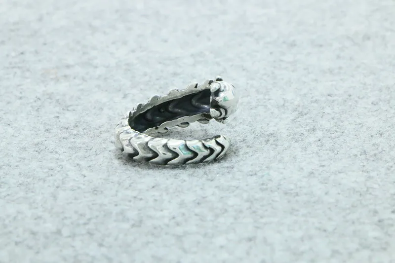 Youth non mainstream pure silver live mouth centipede ring retro male index finger personality hip-hop punk cool Thai silver rin