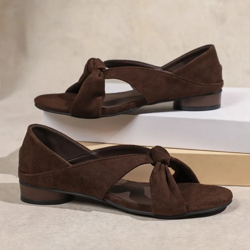 

Новинка 2024, женские босоножки на каблуке, летняя повседневная обувь, модные элегантные замшевые тапочки, дизайнерские классические элегантные сандалии De Mujer