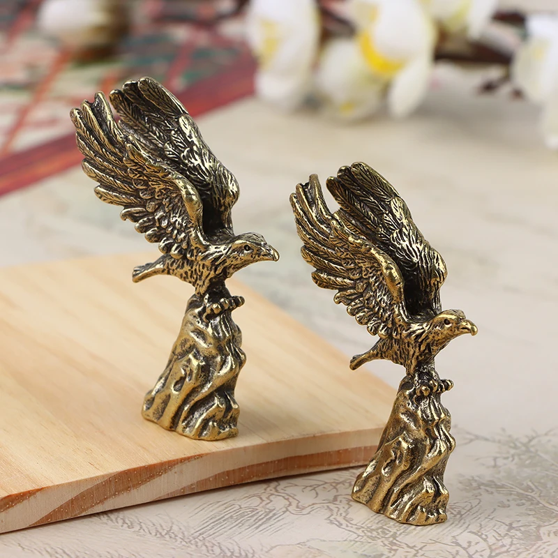 1Pc Antique Copper Eagle Statue Small Ornaments Vintage Brass Animal Figurines Crafts Desk Home Decorations Accessories Gifts