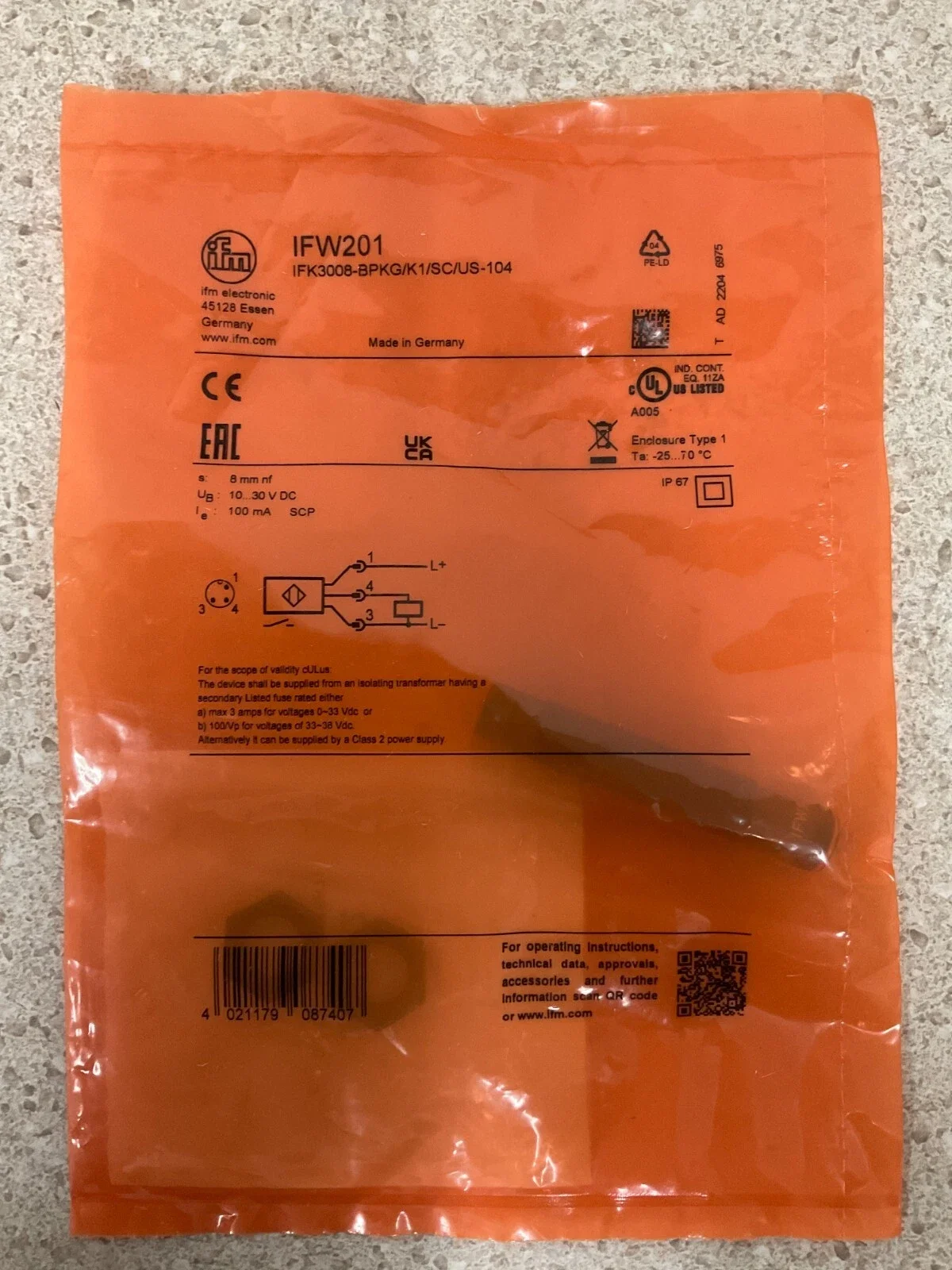 Inductive sensor IFW201 IFK3008-BPKG/K1/SC/US-104