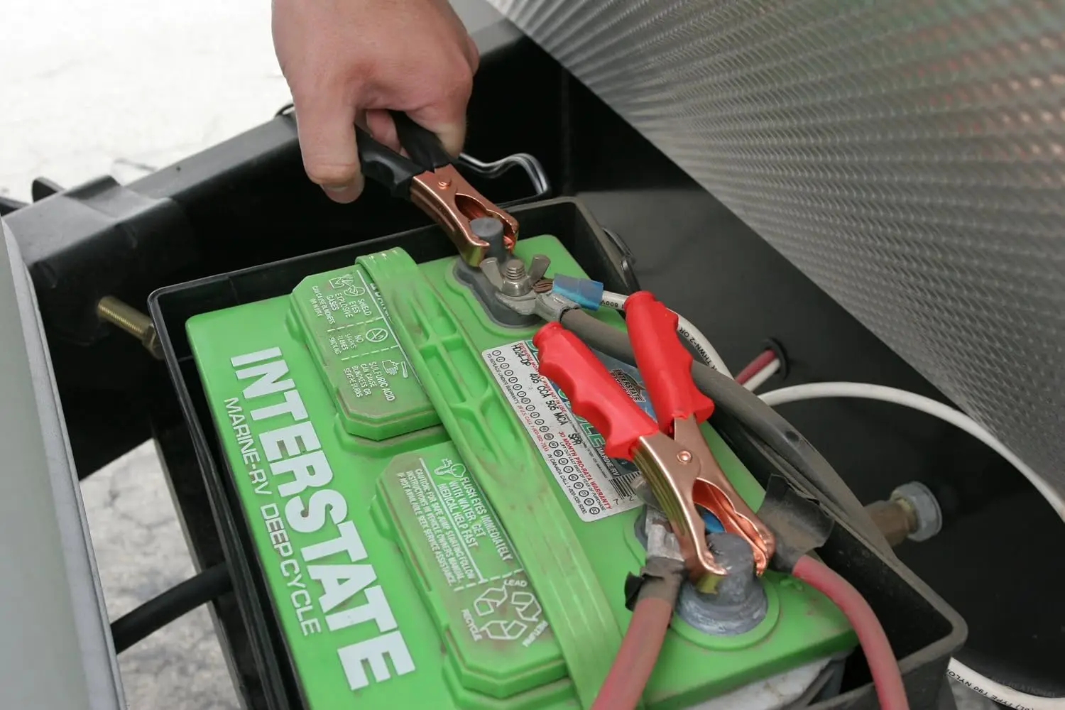400P - 40043 Portable Compressor Kit. Tire Pump, Truck/SUV Tire Inflator, For Up to 35 Inch Tires