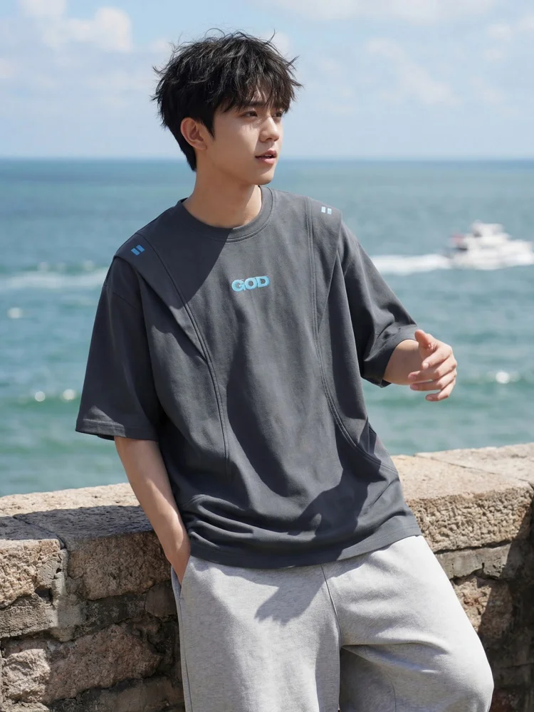 

Split-Sleeve Short-Sleeve T-Shirt for Men Summer American-Style Colour-Block Embroidered Short-Sleeve Top Soft Breathable