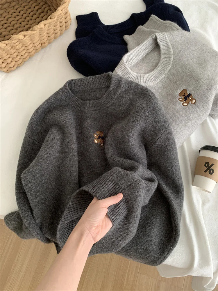 Thick Teddy Bear Embroidered Pullover Sweater Women Loose Gray Long Sleeved Knit Sweater Warm For Autumn