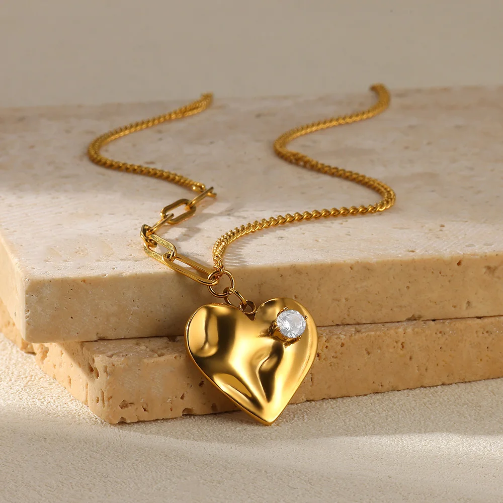 Geometric Heart Pendent Necklace for Women Gold Plated Stainless Steel Necklaces Trend 2026 Fashion Jewelry Freeshipping Wholesa