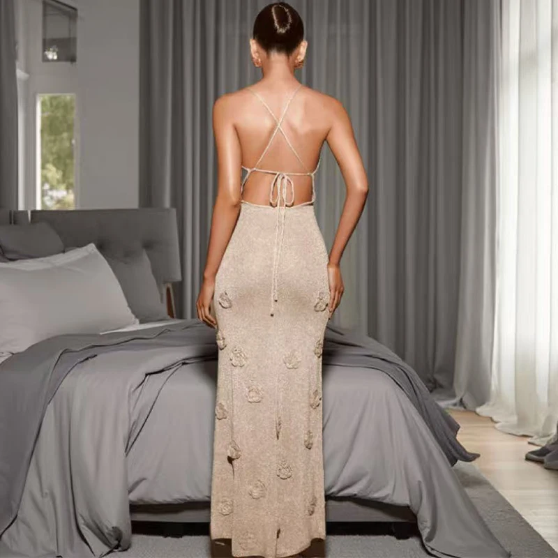 Женское новое стильное вязаное длинное стильное платье для пляжного отдыха, облегающее повседневное платье с цветочным декором и открытой спиной на бретельках