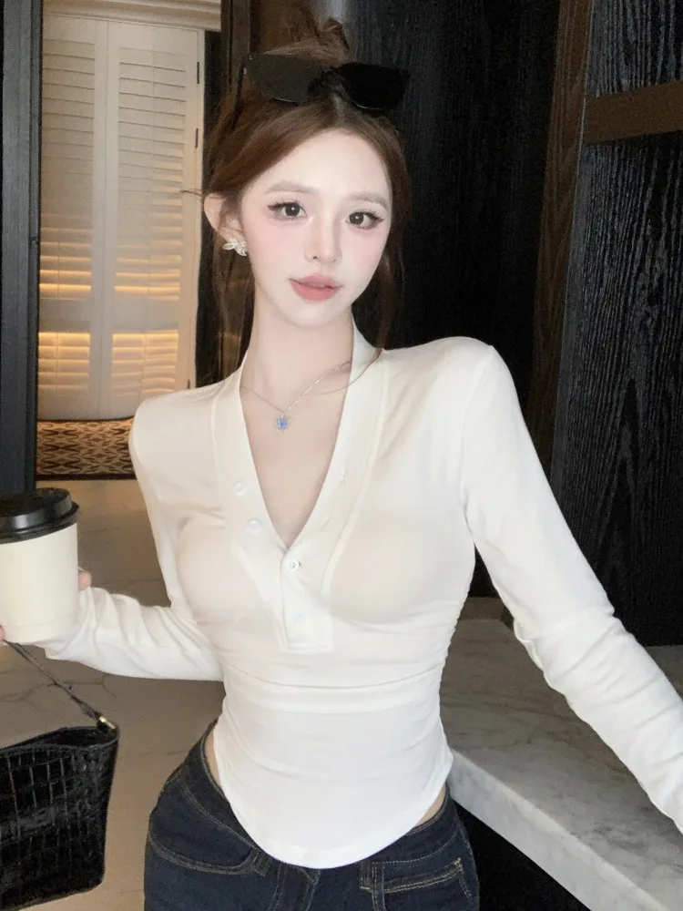 

Sexy Spicy Girl Single Button V-neck Long Sleeve White T-shirt Women's Inner Folded Slim Design Base Top Korean Style Commute