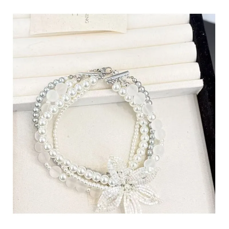 

Spice Girl Heavy Industries Handmade Beaded Petals Multi-Layer Clavicle Chain Crystal Flower Neck Chain Frosted Pearl Necklace