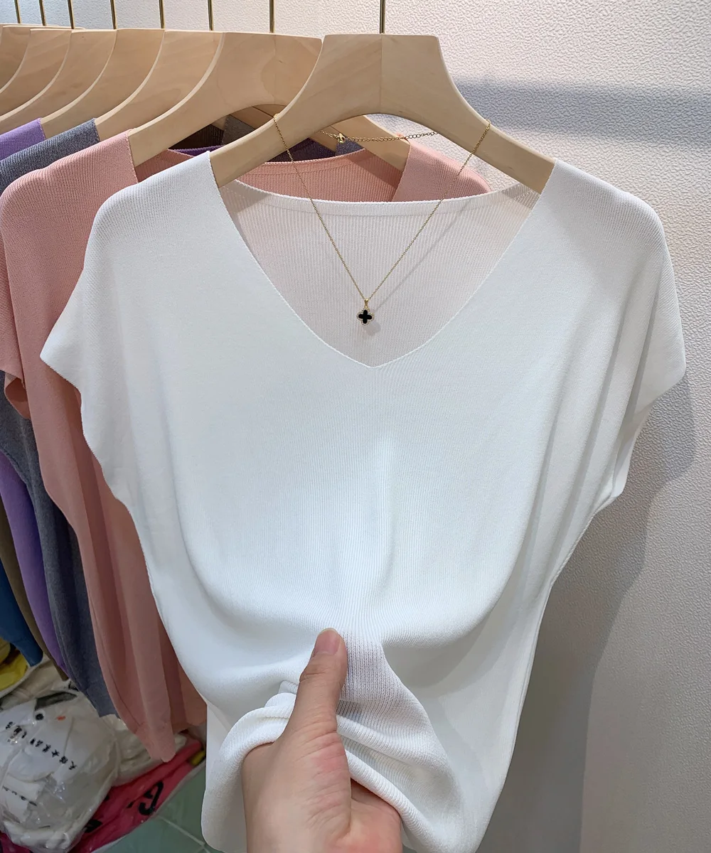 2024 New V-neck Ice Silk Knitted T-shirt Women's Bottoming Shirt Raglan Short Sleeve Thin Versatile Half-Length Sleeve Top