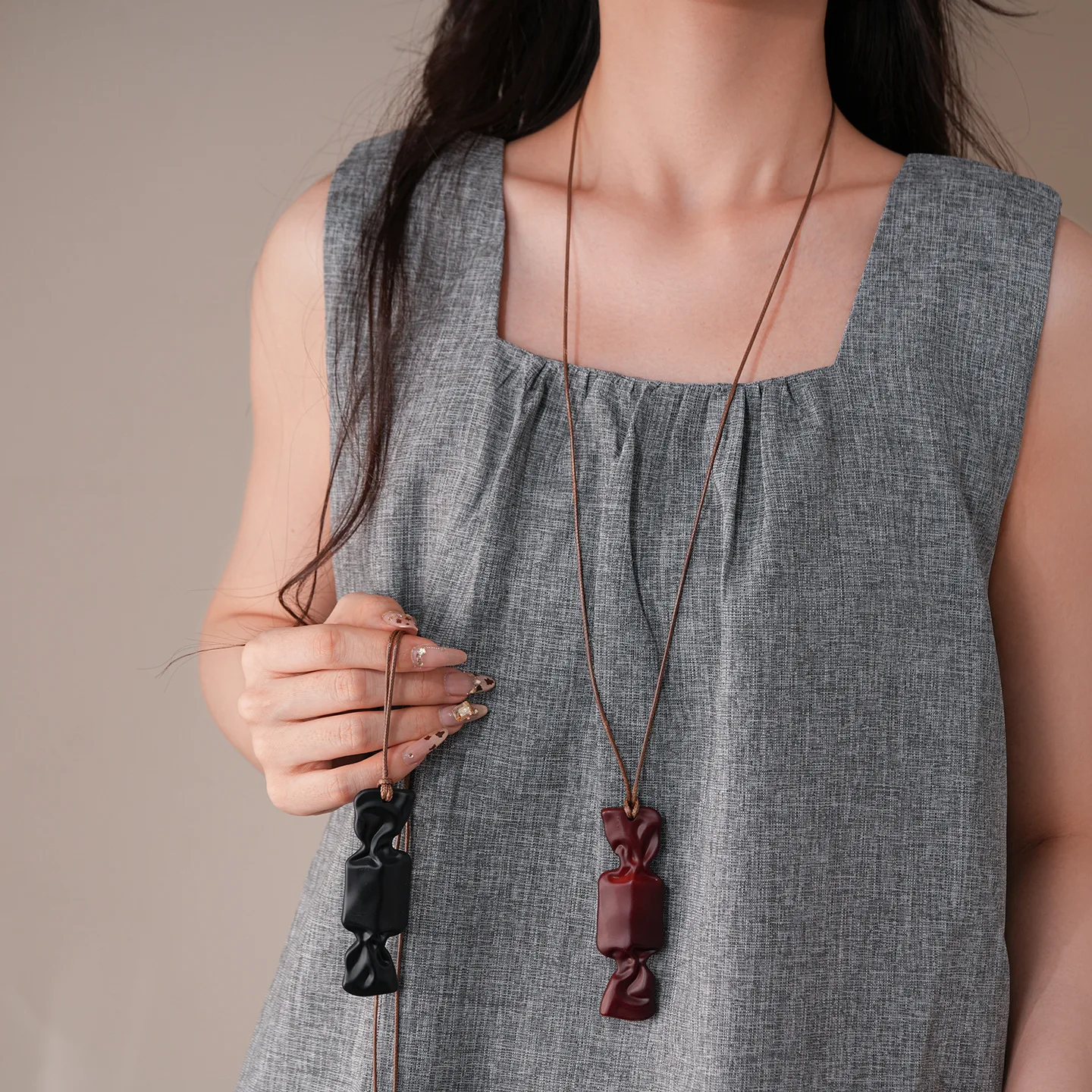 Resin Candy Pendant Necklaces for Women Retro Long Wax Rope Sweater Chains Simple Cute Aesthetic Birthday Party Jewelry Gift F