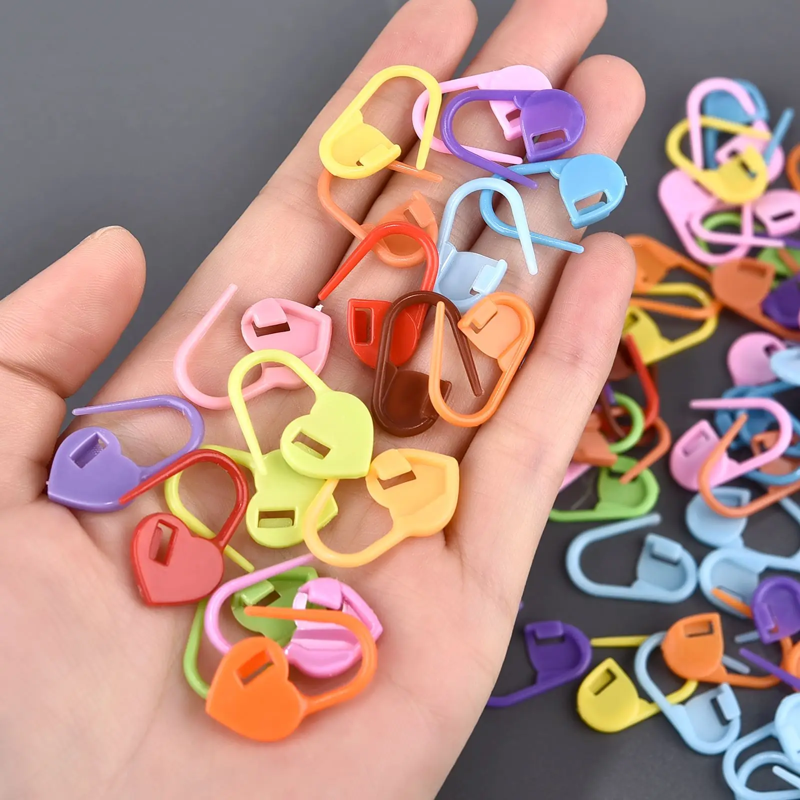 Plastic Heart Knitting Tools Sweater Pin Marker Buckle Marker Locking Stitch Markers Counter Mark Crochet Latch DIY Sewing Tools