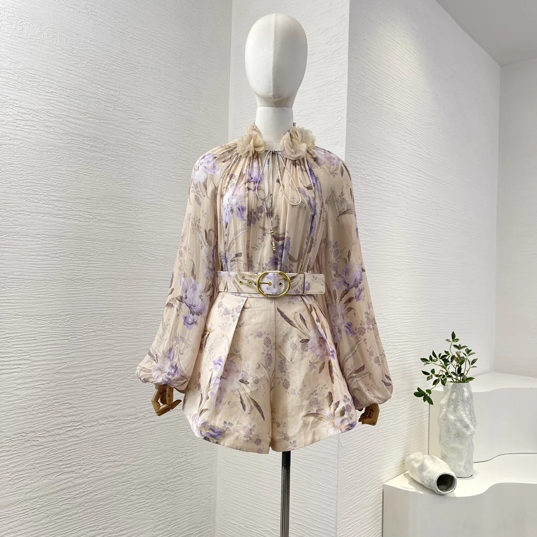 

2025 High Quality Photo Print Iris Print Long Sleeve Flowes Appliqued Blouse Tops and Shorts Set with Separate Camisole