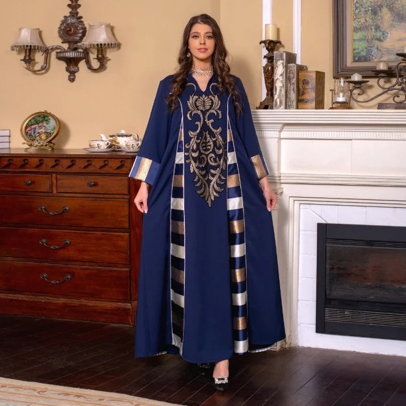 2025 New Middle East Muslim Robe Dress Embroidered Stripe Abaya Loose Gorgeous Evening Dress for Arab Dubai Morocco Wholesale