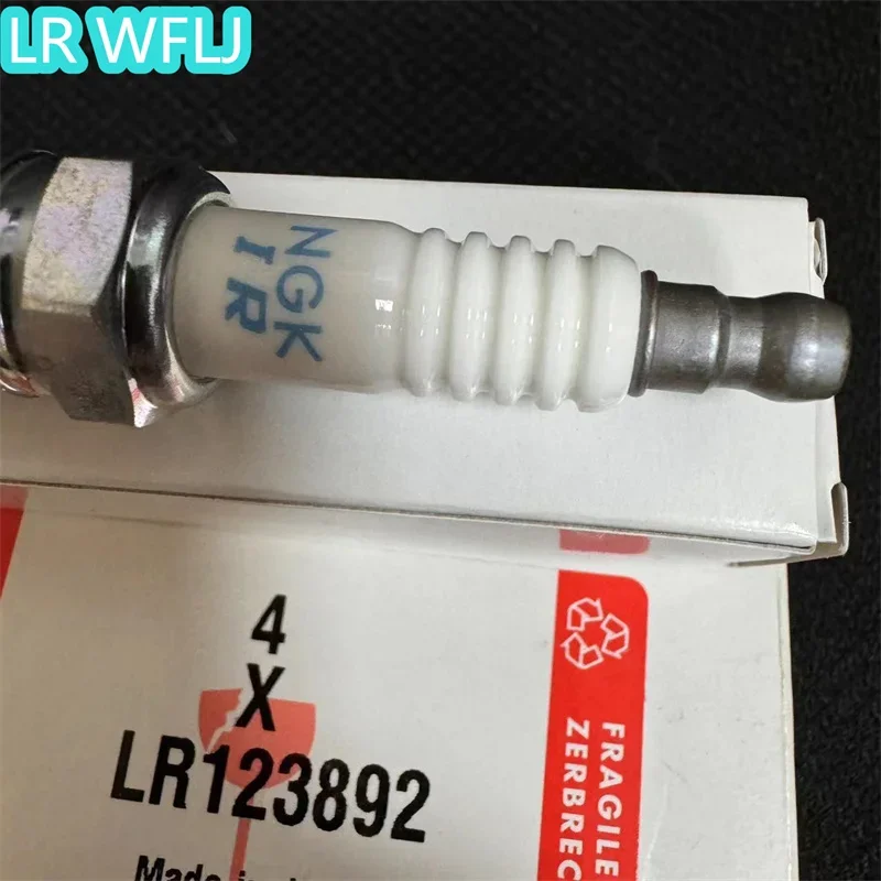 2.0T Spark Plug Gasoline for Freelander 2 Range Rover Evoque Discovery Freelander Spark Plug LR025605 LR123892 LR109396