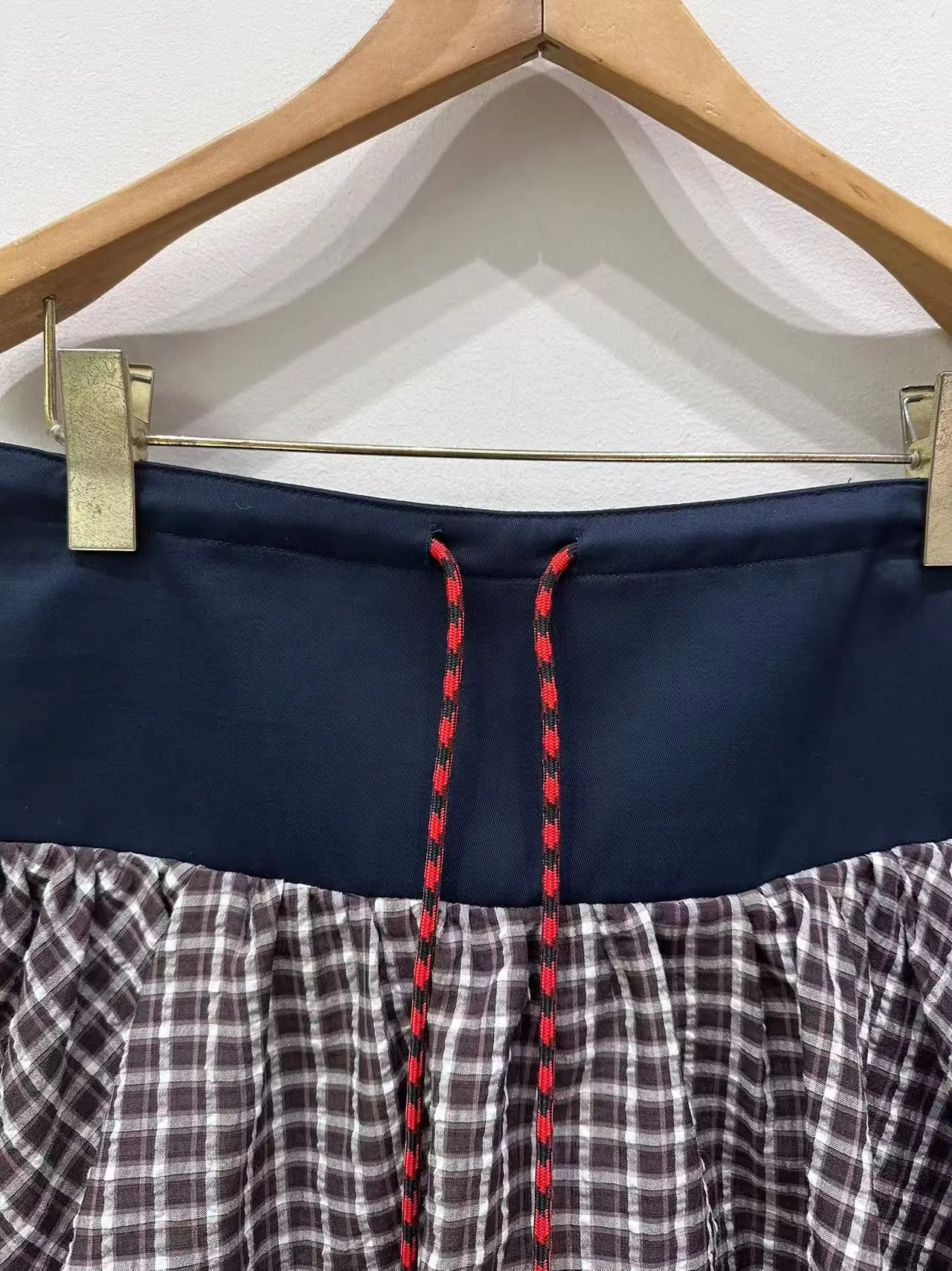 

2026 Spring Plaid Women's Irregular Hem Retro Blouse Top + Contrast Color Waist Seal Drawstring Fluffy Mini Skirt