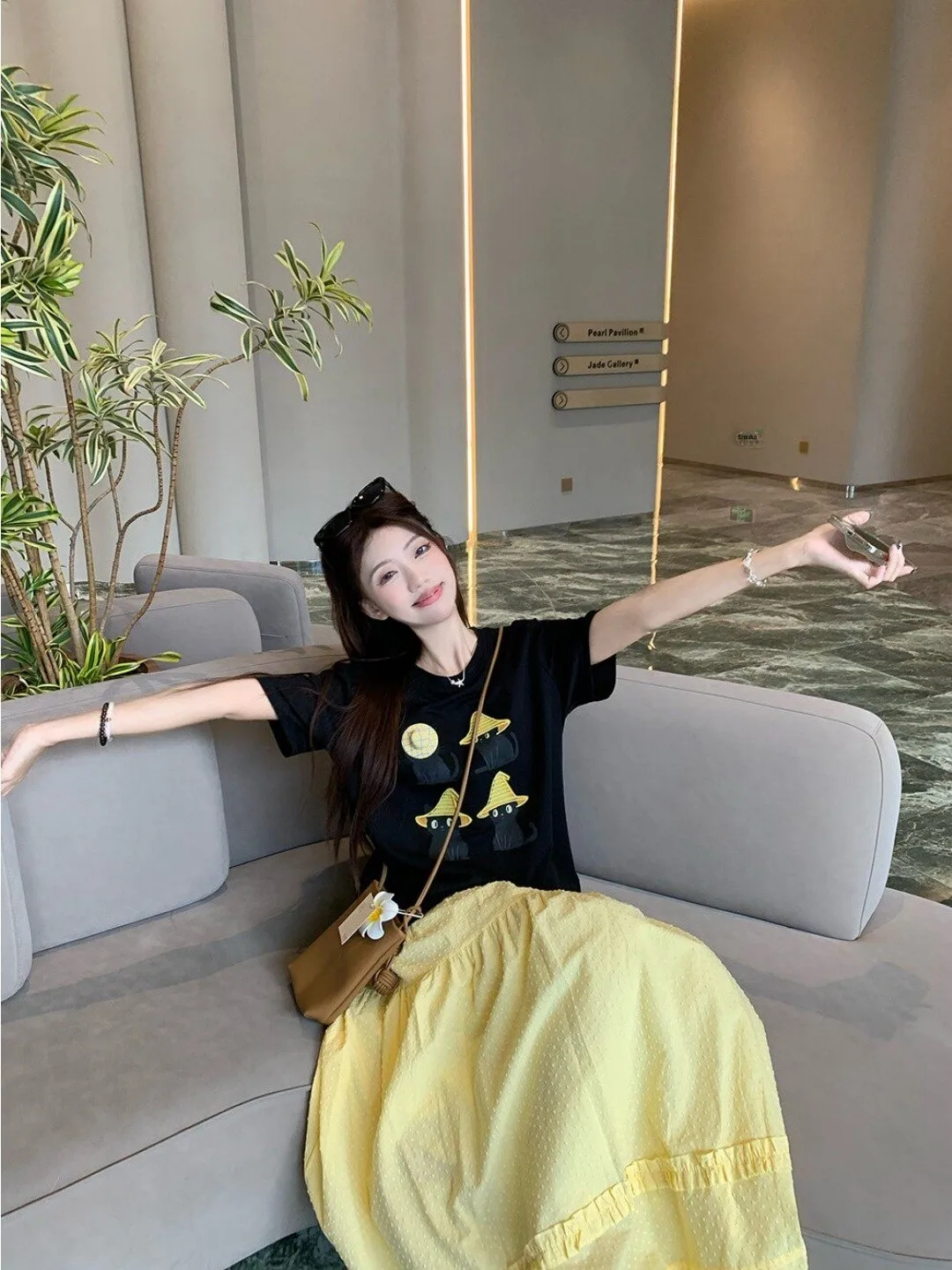Summer Cartoon  round Neck T-Shirt Texture Embroidery Half Skirt Two-Piece Set Women's Fashion Casual Wear Breathable