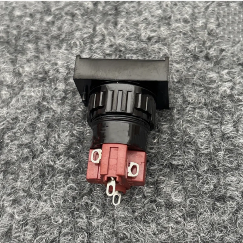 

Brand New Original Button Switch 31-283.0252 31-264.0252 31-122.025 31-121.0252 31-122.0252 31-151.0252 31-131.0252