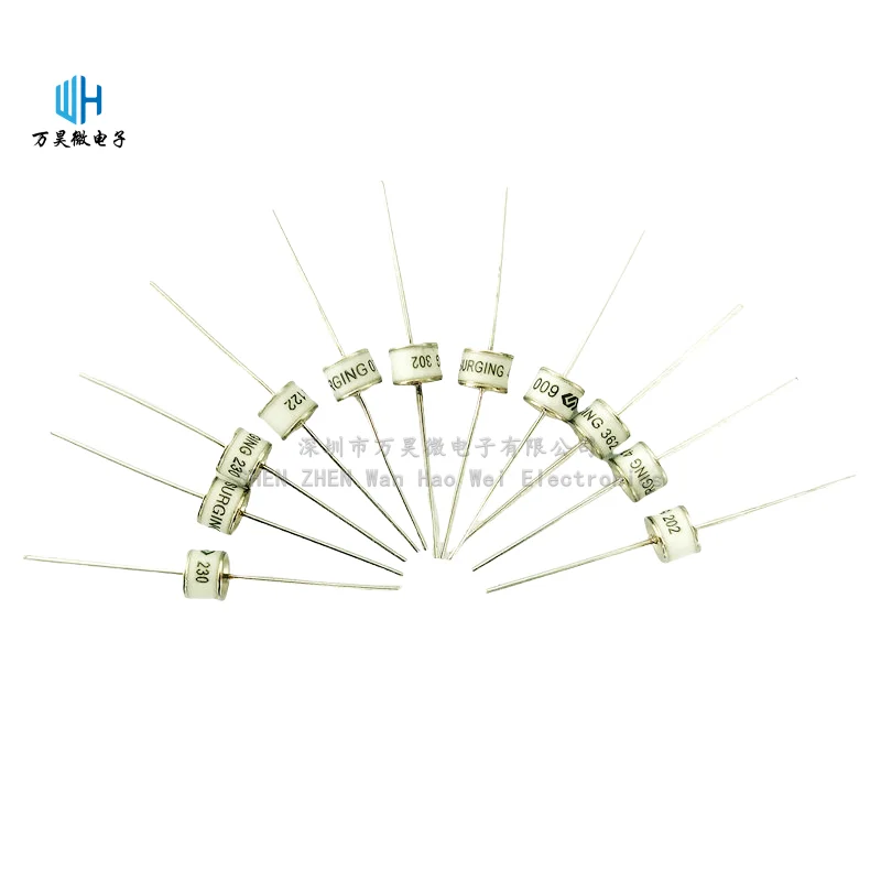 10 قطعة/الوحدة 70 فولت السيراميك أنبوب تفريغ الغاز 8X6 8*6 مللي متر 10KA 2RM070L-8 SXH81-70X SC2E8-70ML 2R70TB-8 B8G70L ZM86 70 فولت عرام واقية