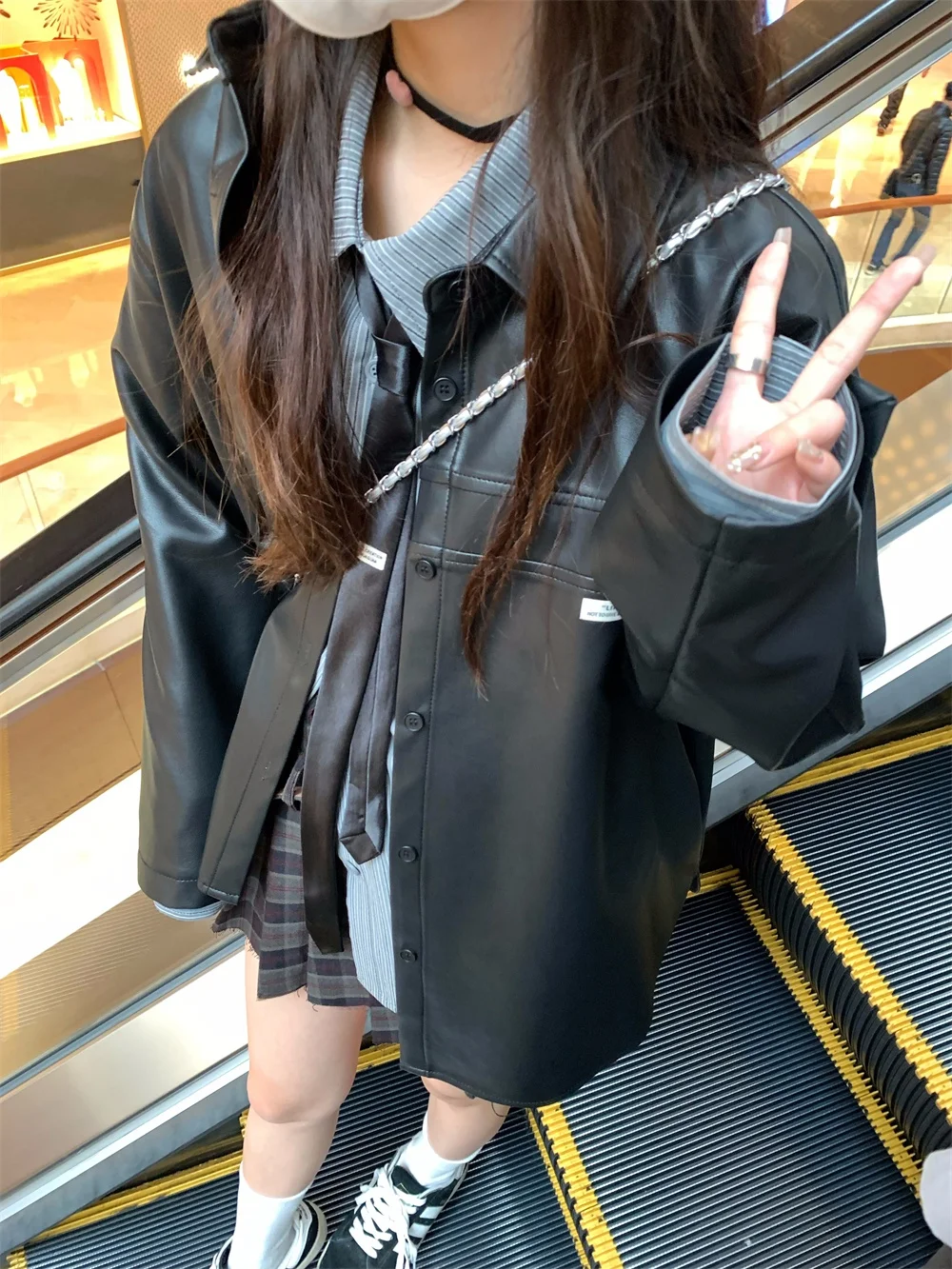 

Кожаная куртка-жакет в стиле ретро, гонконгский стиль, свободный крой, для женщин, повседневная, из смесового хлопка, верхняя одежда