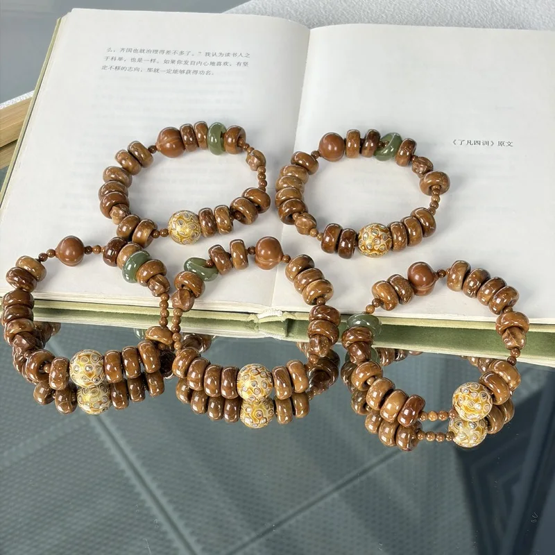 Cook'S Donut Bracelet, A Symbol Of Wealth, Featuring A Bodhi And A Large Lacquer Bead