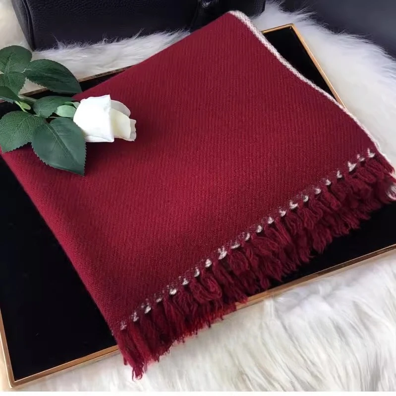 

Autumn and Winter Women's Warm Scarf, Simple and Fashionable 100% Wool Medium Thick Long Shawl