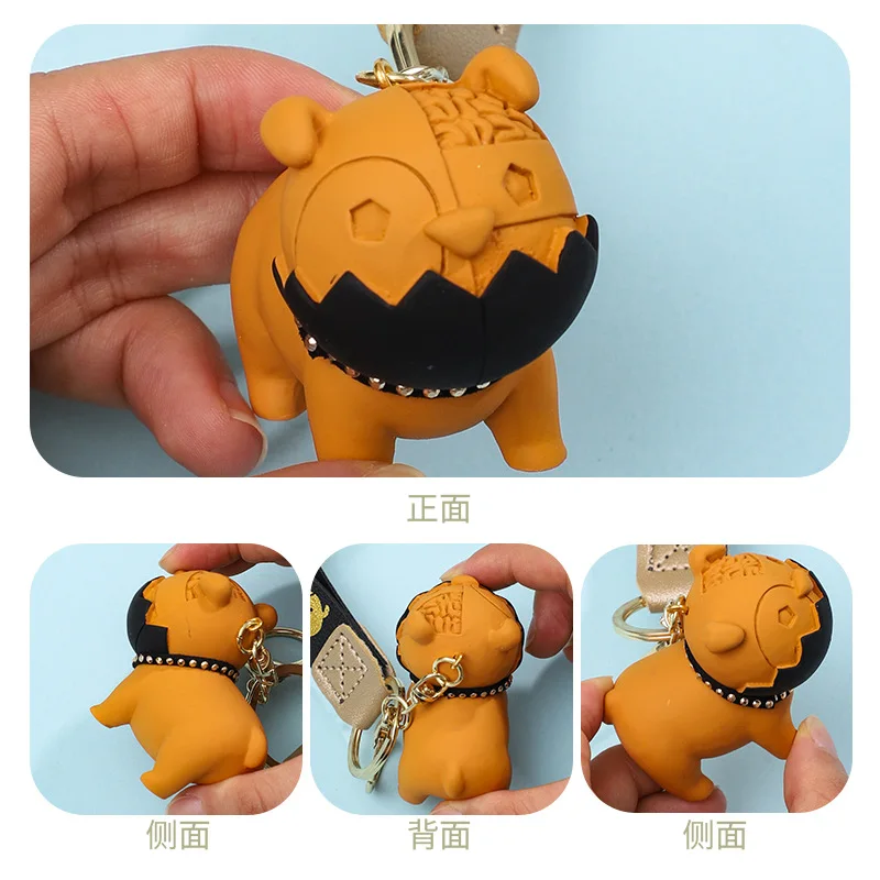 

Miniso A high-end and exquisite key chain pendant is a small gift for male students' schoolbag keys