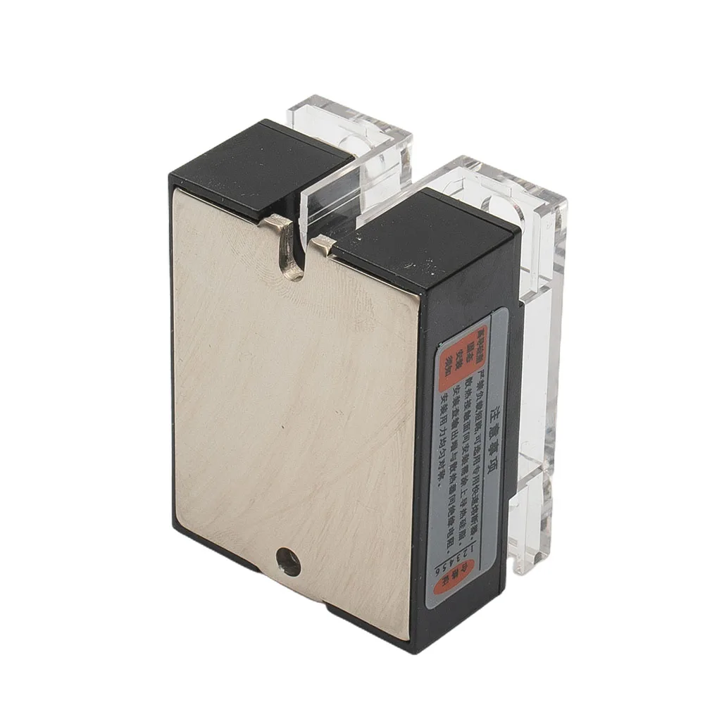 Solid State Relay for DC Applications 25A Capacity with LED Indicator and Easy Wiring Design at Up to 220V Load