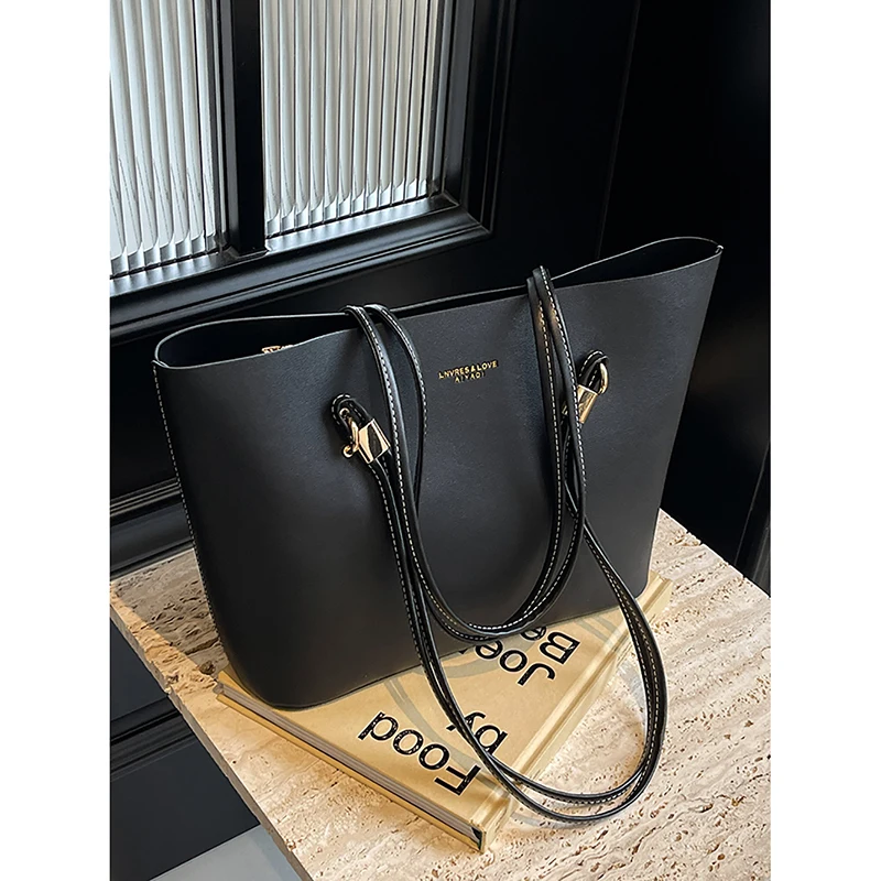 French Large Capacity Commute Tote Bag Women\'s 2024 New Fashion Bridal Wedding Bag Leather Texture Casual Portable Shoulder Bag