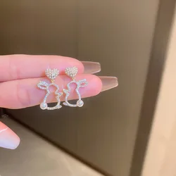 New Korean Exquisite Rabbit Imitation Pearl Stud Earrings for Women Shiny Zircon Love Heart Animal Earring Party Jewelry