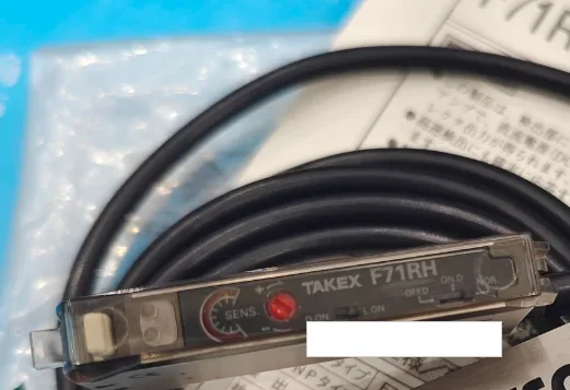 

New original Takex amplifier F71RHPN F71RH