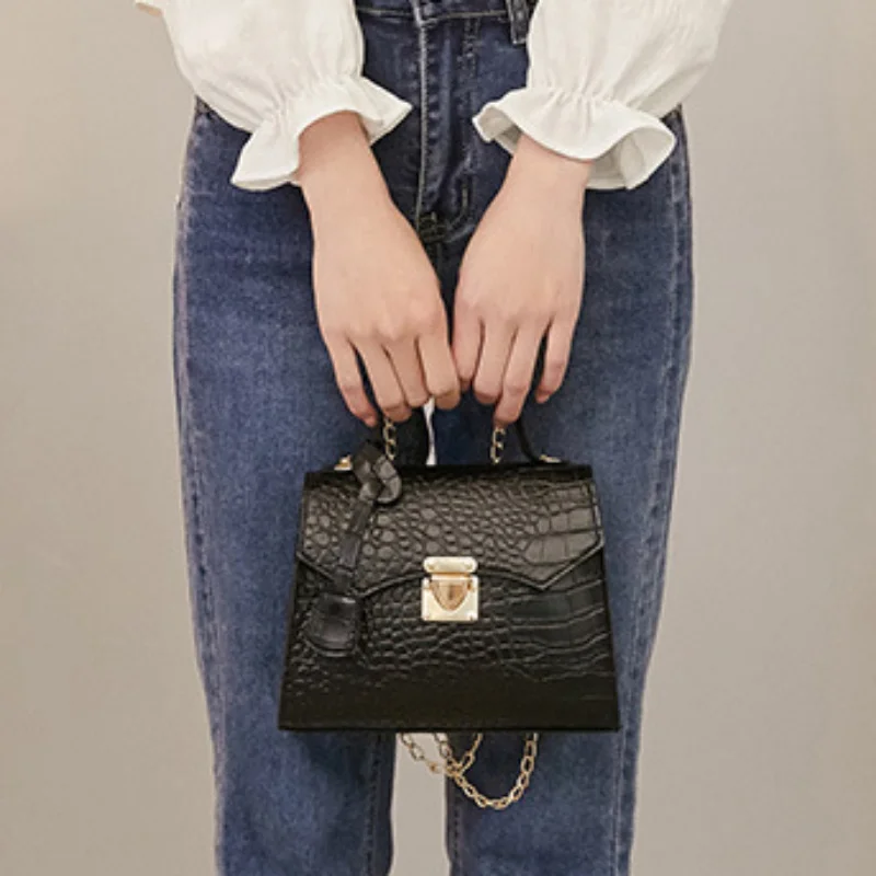 Schicke, krokodil geprägte Mini-Handtasche für Frauen-trend ige einfarbige, feste Riemen, Twist-Lock-Verschluss, mit Polyester gefüttert – Detail 7