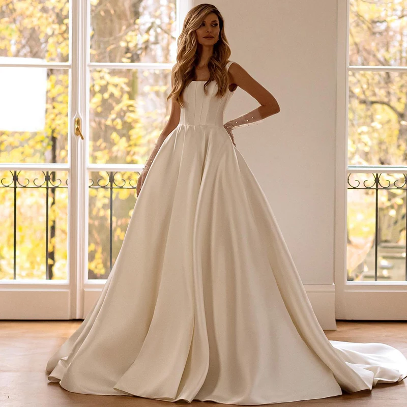 

Eightree White A-Line Wedding Dresses Square Collar Satin Evening Dress Formal Sleeveless Floor Length Wedding Gowns Plus Size