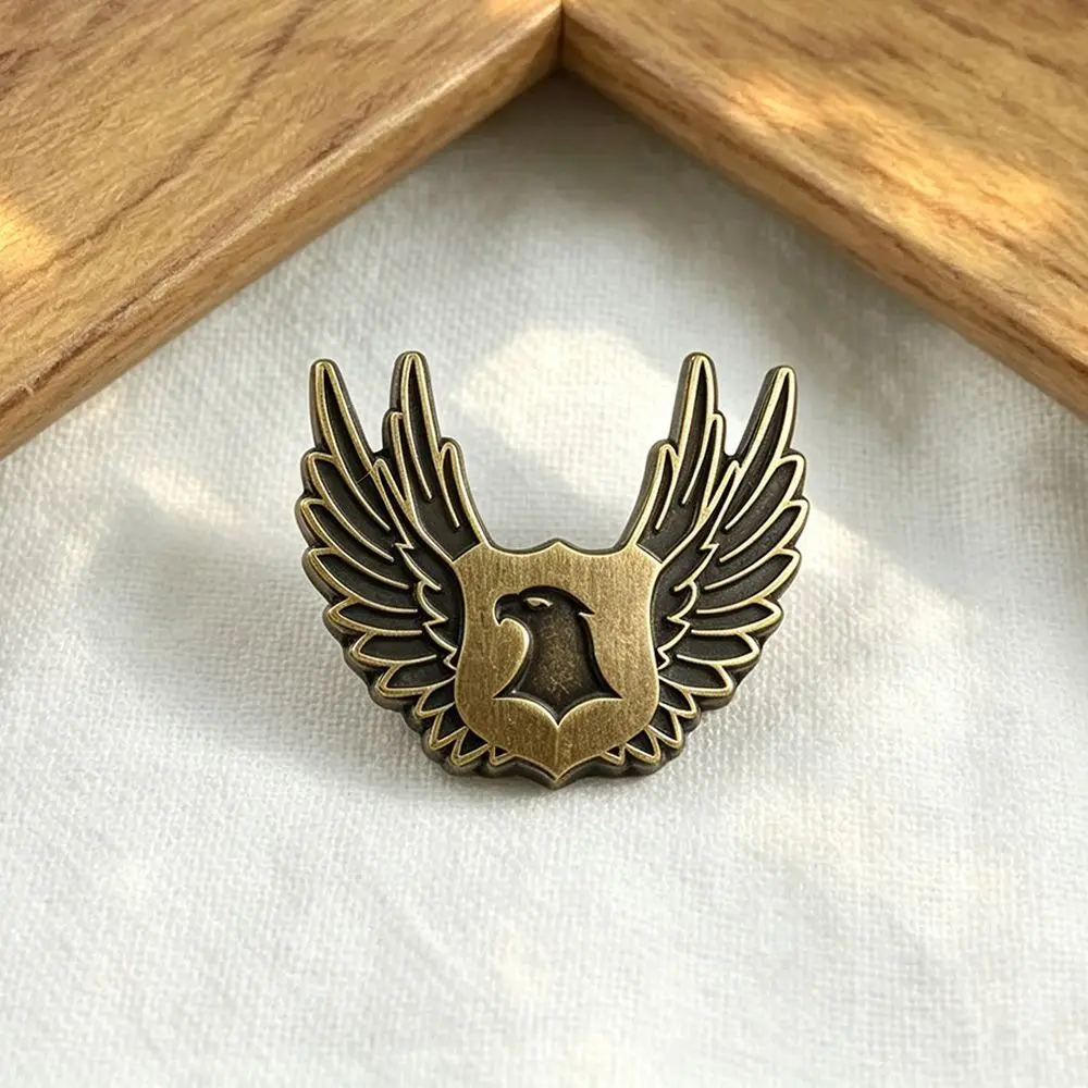 Air Force Flying Eagle Insignia Badge Vintage Classic Metal Brooch Eagle Wings Cloth Accessories Decoration Craft Gift