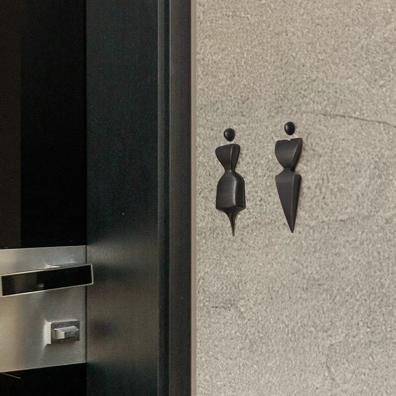 

Men's and women's restroom signs Customized public restroom lettering Shopping mall office Creative box bathroom