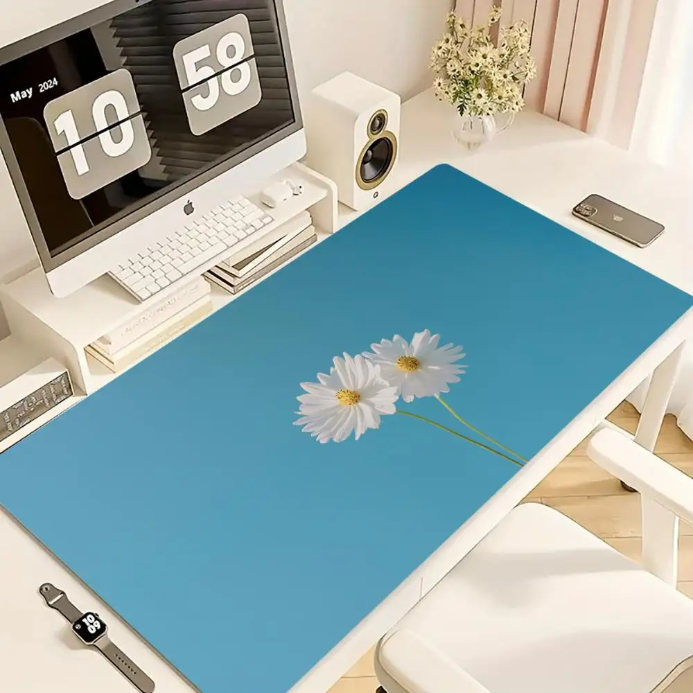 

White Daisy Design Mouse Pad Large Rubber Base Anti-slip PC Desk Accessories Mousepad for Office & Gamer Keyboard Mats Decor Mat