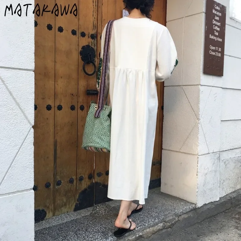 MATAKAWA sukienka Retro koreański moda O Neck latarnia rękaw sukienki elegancki ciężki haft kwiaty szaty luźna plisowana Vestidos