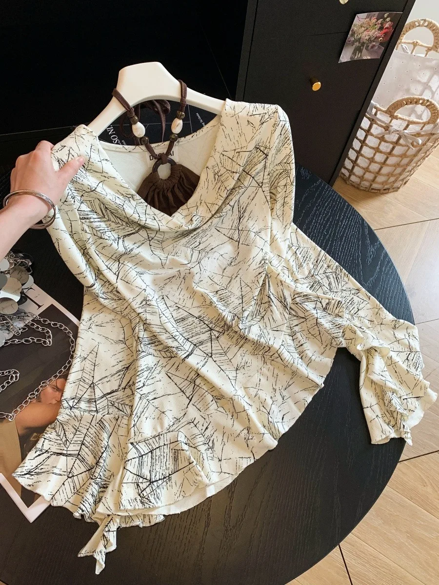 Retro Neck Hanging Bell Sleeve T-Shirt Women's Autumn New Design Irregular Lace Trim Draped Top Vintage Style Long Sleeve Cre...