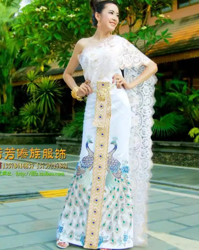 Dai Ethnic Wedding Dress With White Embroidered Peacock Sleeveless One Shoulder Wedding Dress